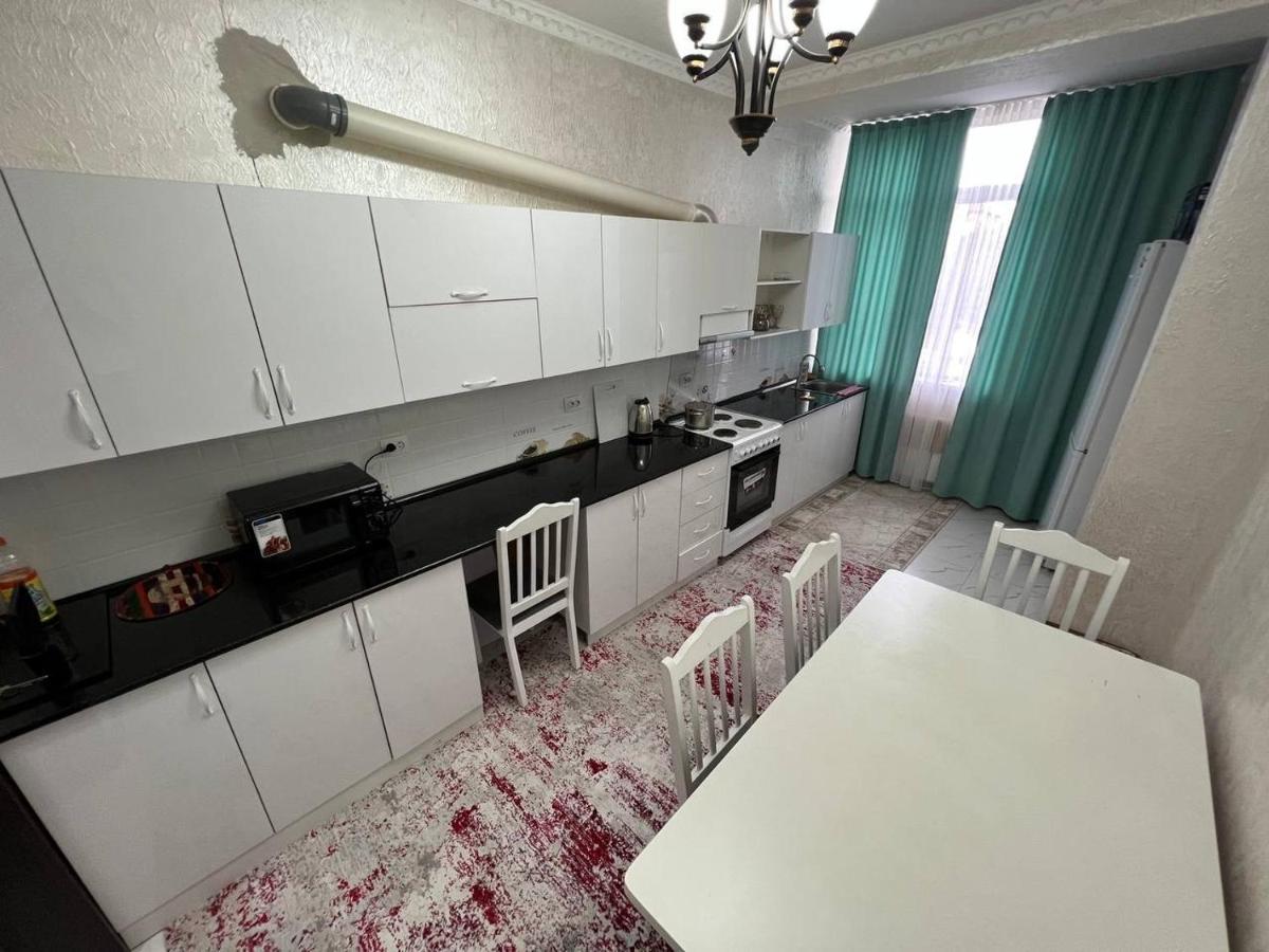 2-Room Apartment Mossovet Bischkek Exterior foto